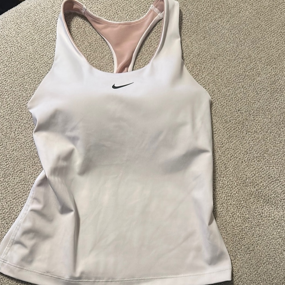 Nike White Sleeveless Fitted Tank Top